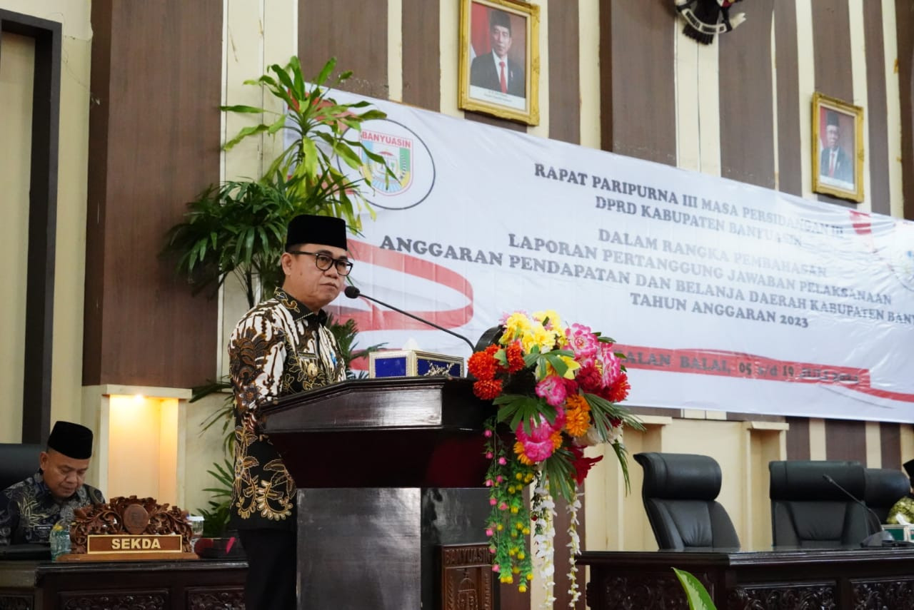 Hani S Rustam Bacakan Usulan Raperda TA 2023
